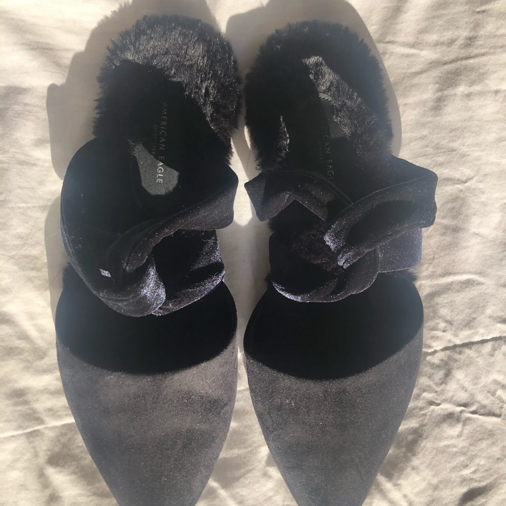 American Eagle Lounging slippers/shoes sz. 9